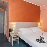 Testani Hotel